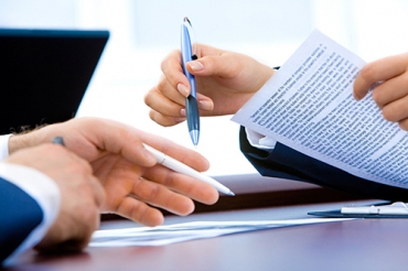 WHY ENTER INTO AN EXCLUSIVE CONTRACT WHEN SELLING?