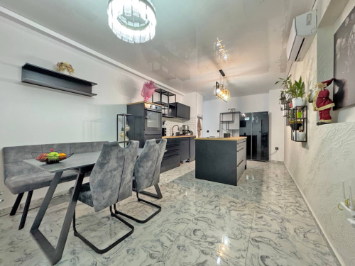 Бургас, к. к. Слънчев бряг, Продава 