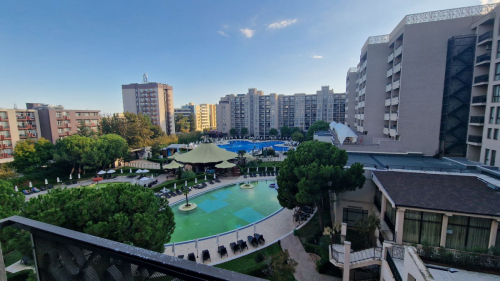 Бургас, к. к. Слънчев бряг, Продава 