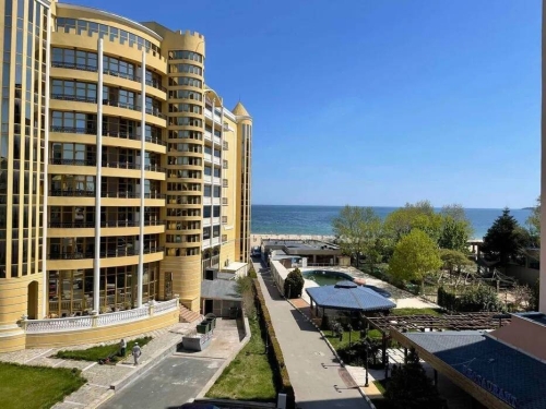 Бургас, к. к. Слънчев бряг, Продава 
