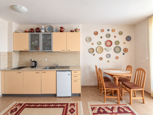 Бургас, Слънчев бряг, Продава 